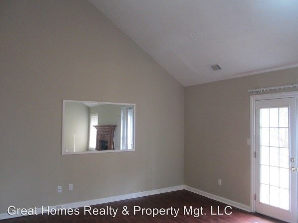 Foto del edificio - 4397 Coopers Creek Dr SE