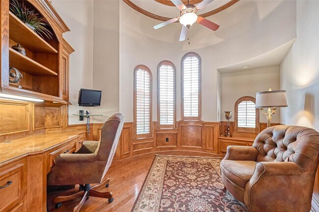 Foto del edificio - 13815 Nathan Ridge Ln