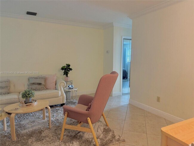 Foto del edificio - 3801 NE 22nd Terrace