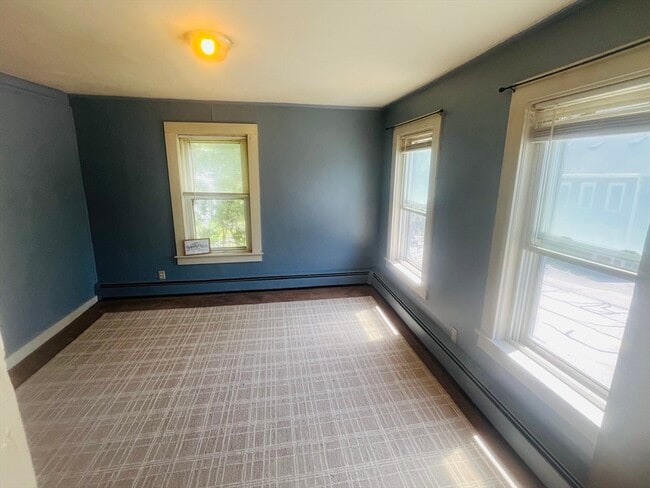 Building Photo - 22 Gilboa St