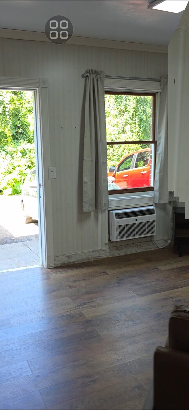 Foto del edificio - 927 College Ave