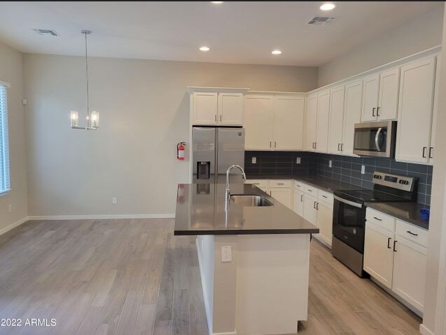 Foto principal - 901 S Smith Rd