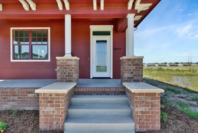 Foto del edificio - Spacious 3-Bed Home in Maize Schools – Roo...