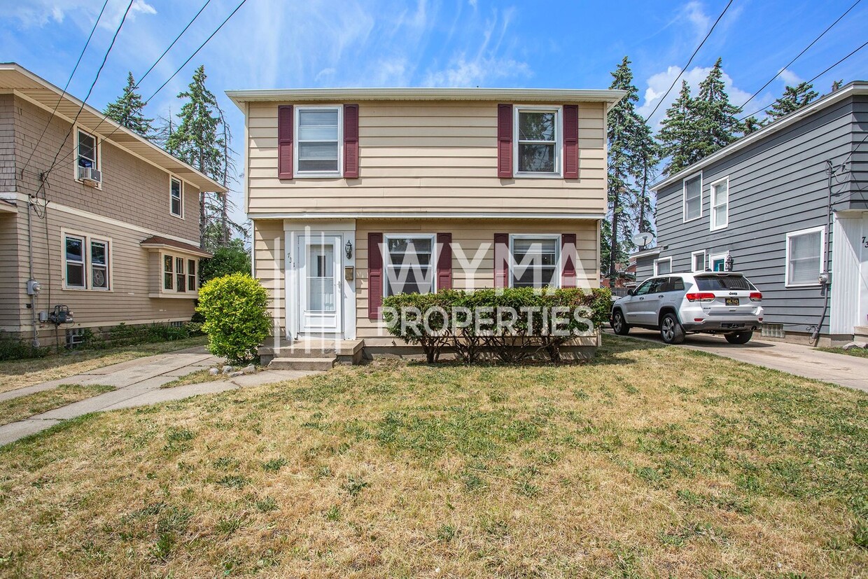 Primary Photo - 3 Bedroom, 1.5 Single Family Home near Alg...
