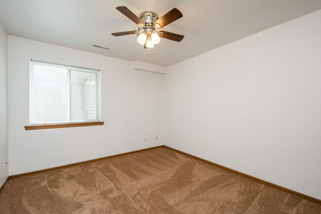 Dormitorio - Timbercreek Apartments