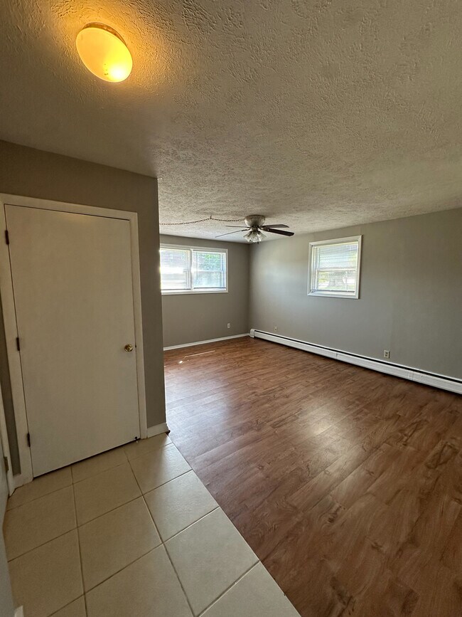 Foto del edificio - 1007 Sheryl Ln