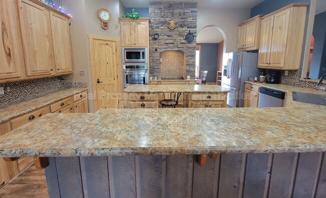 Building Photo - 52203 WA-225