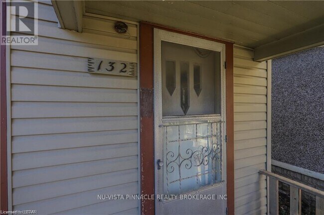 Photo du bâtiment - 132 Wharncliffe Rd N