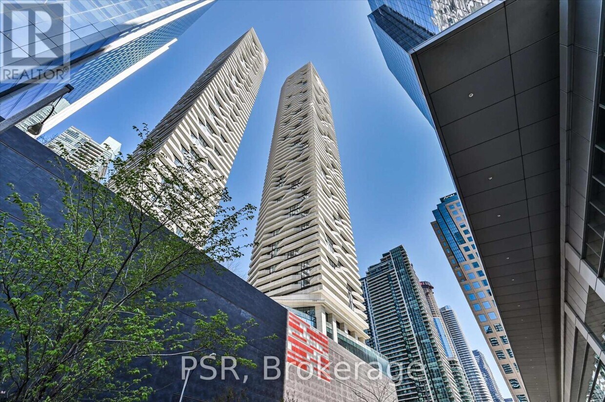 Photo principale - 88-2488 Harbour St