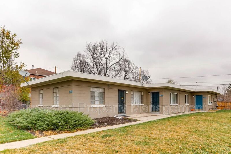 Foto principal - 3330 Cook St