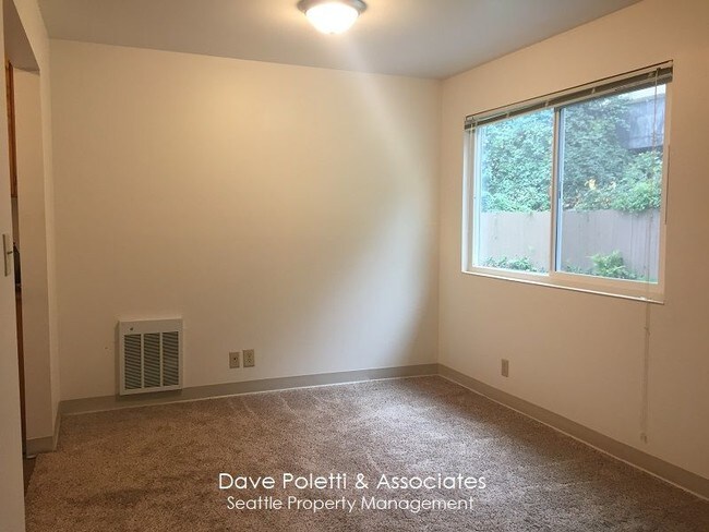 Foto del edificio - 4517 40th Ave NE