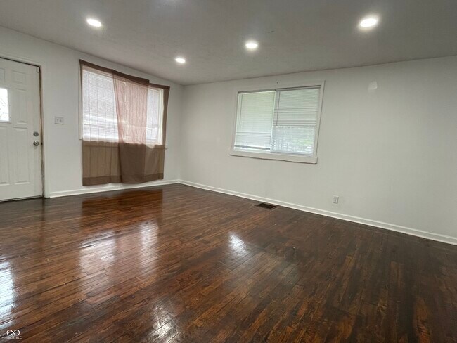 Foto del edificio - 2908 Hillside Ave