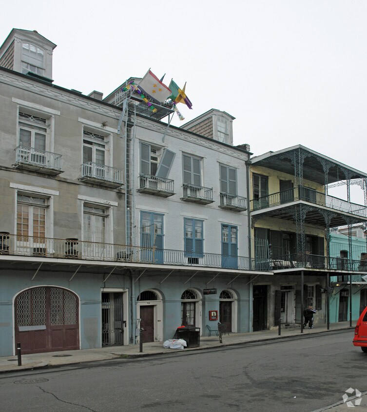 Primary Photo - 712 Orleans St