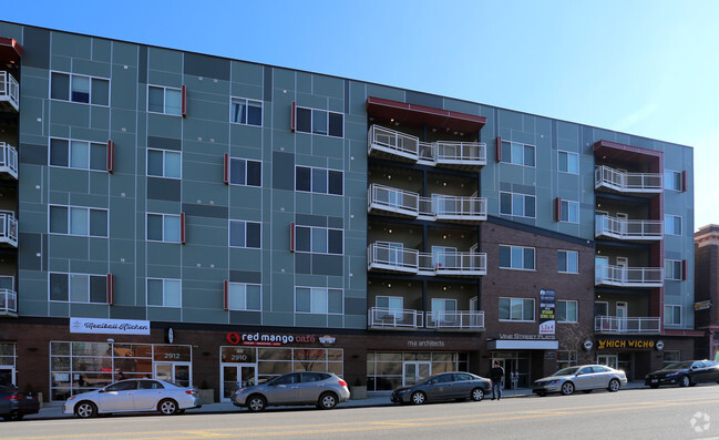 Building Photo - Vine Street Flats