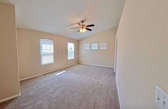 Building Photo - 3408 Kingfisher Nest Grove