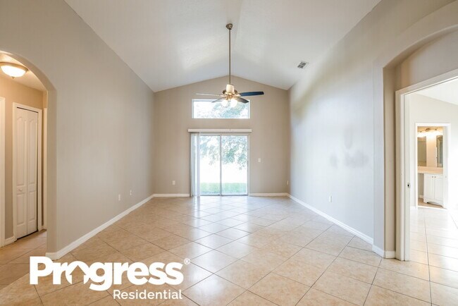 Building Photo - 7640 Hidden Cypress Dr