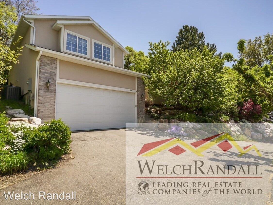 Foto principal - 4 br, 3.5 bath House - 5848 Oakwood Dr