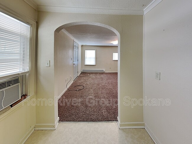 Building Photo - 311 S Coleman Rd