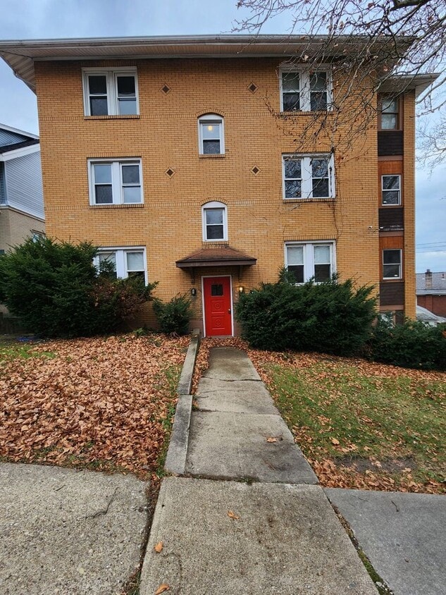 306 Alice St Unit 1, Pittsburgh, PA 15210 Room for Rent in Pittsburgh