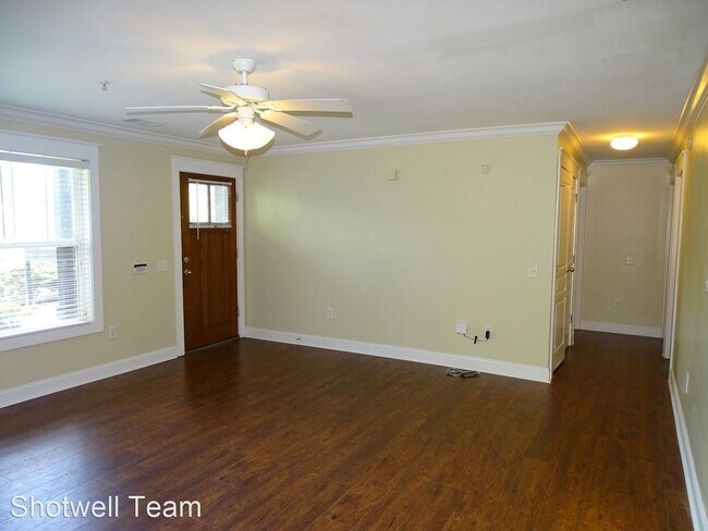 Building Photo - 3 br, 3 bath House - 1100 Tree Top Way #1613