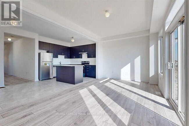 Building Photo - 63 Valleybrook Rd