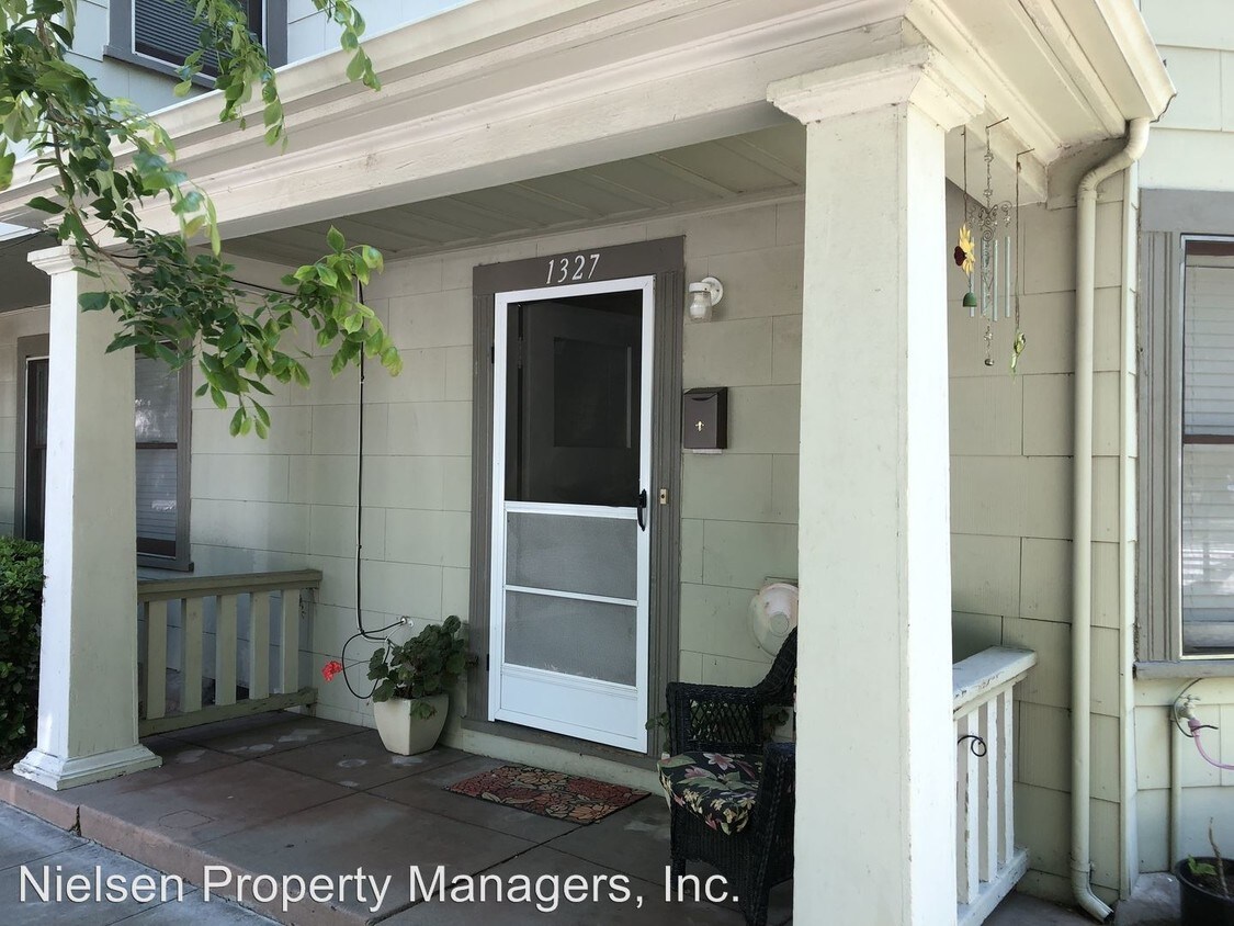 Foto principal - 2401 N St