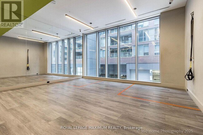 Building Photo - 15 Baseball Pl