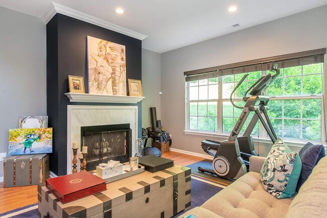 Building Photo - 4 Oak Knoll Ln