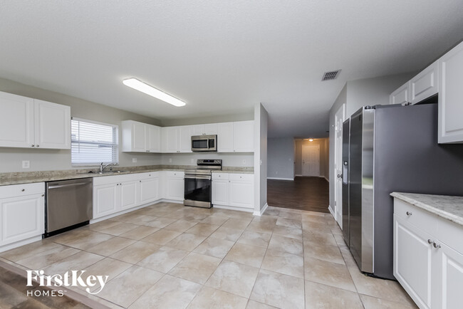 Building Photo - 13083 Ruidosa Loop