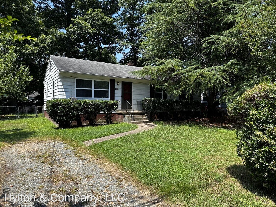 Building Photo - 3 br, 1 bath House - 1066 Kingsway Road
