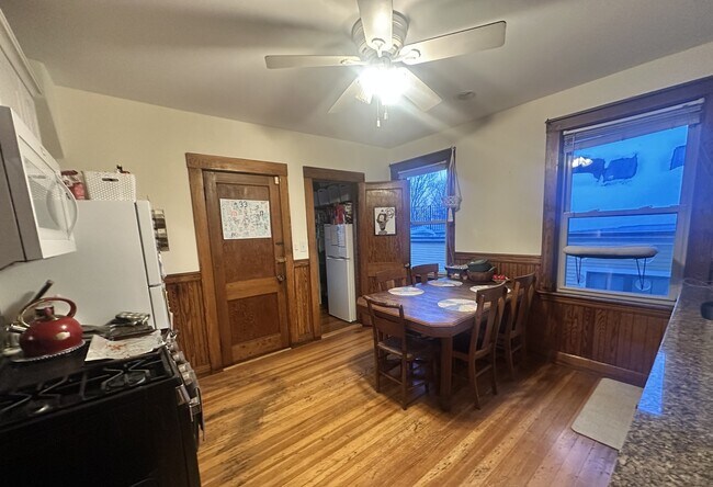 Foto del edificio - 31 Iroquois St