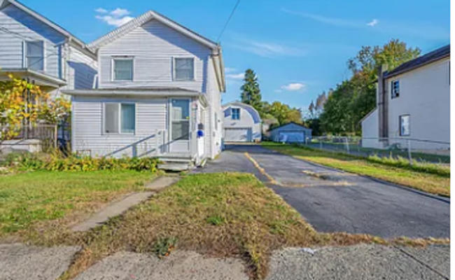 Building Photo - Newly Renovated 2 Bed/1 Bath Single Family...