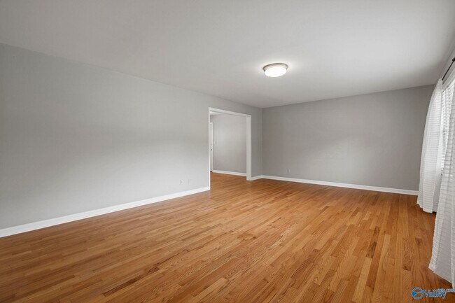Building Photo - 1508 Owens Dr SE