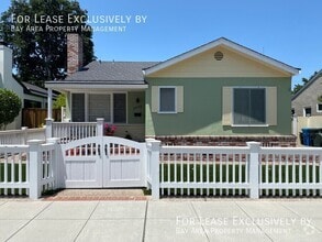 Building Photo - 2048 Eucalyptus Ave