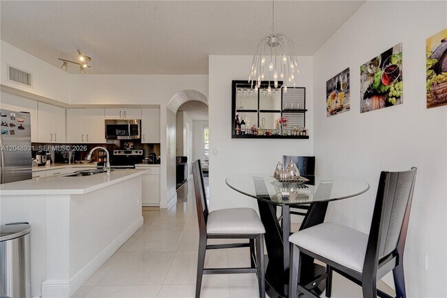 Foto del edificio - 8535 SW 152nd Ave