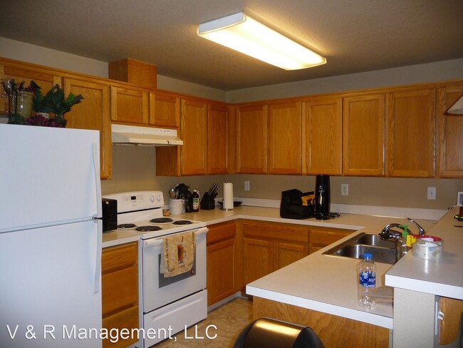 Building Photo - 3 br, 1.5 bath House - 705 Yellow Bird Ln NE