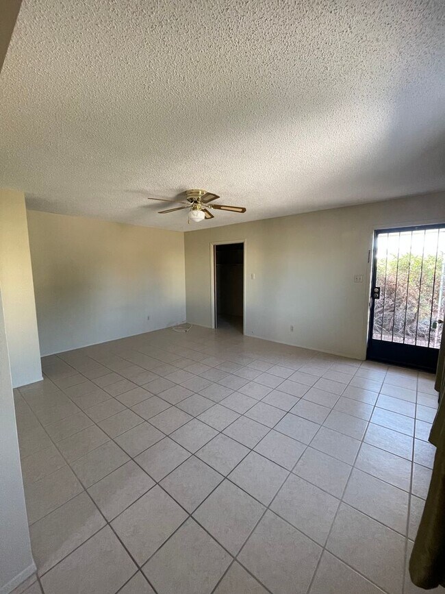 Foto del edificio - pay-1805