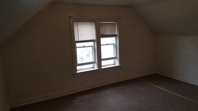 Foto del edificio - 419 N 2nd Ave