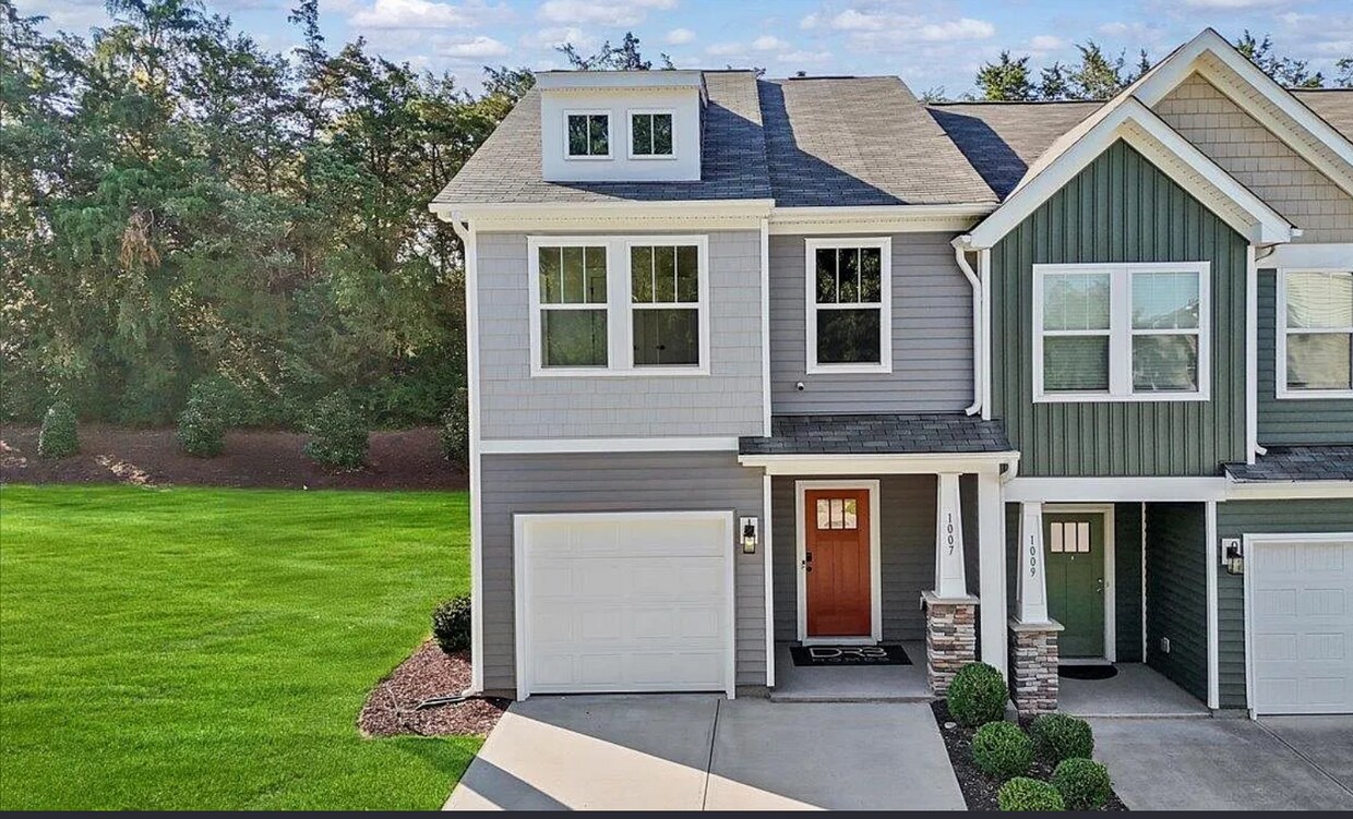 Foto principal - 1007 Millison Pl