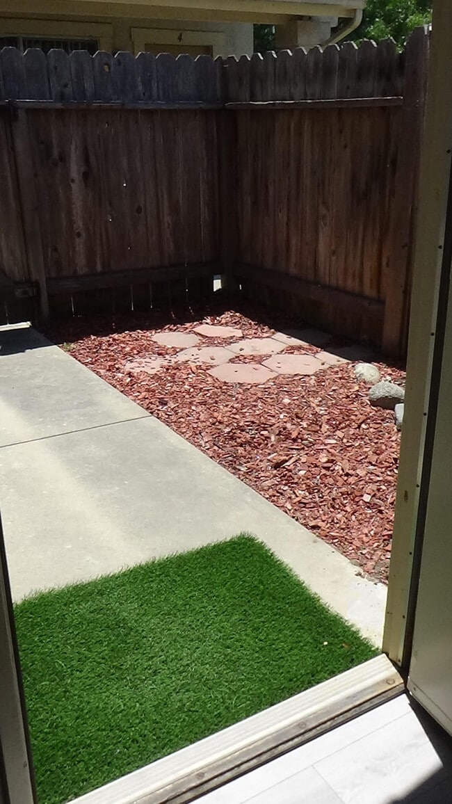 Front Yard - 308 W Barton Ave