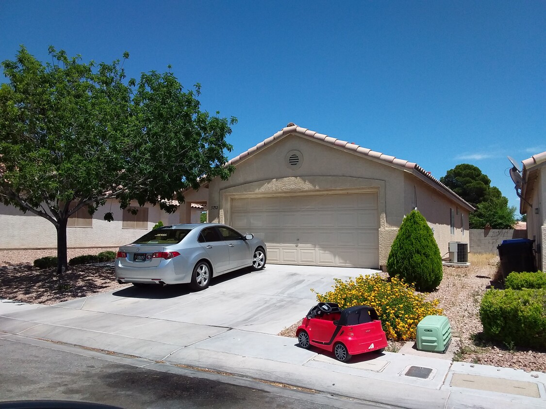 Primary Photo - 5752 Indian Springs St