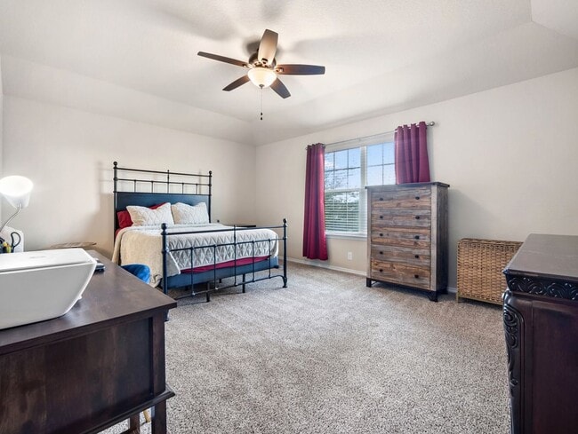 Building Photo - 15223 Cinnamon Teal