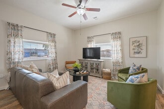 Building Photo - 6166 Imperial Loop Dr