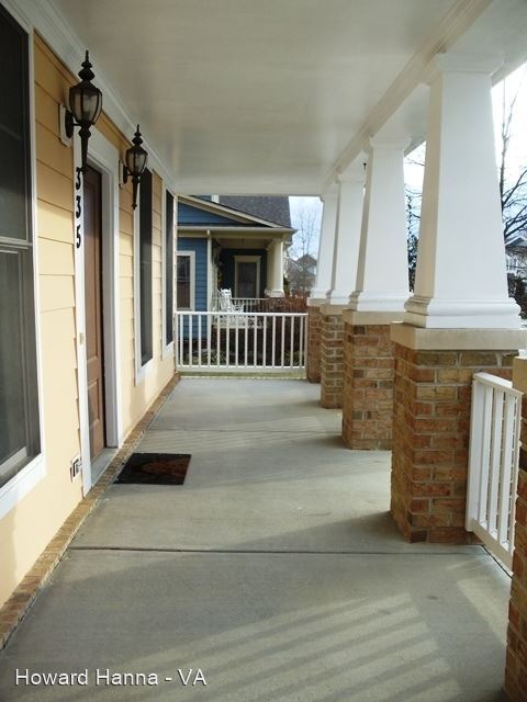 Building Photo - 4 br, 2.5 bath House - 335 Preservation Reach