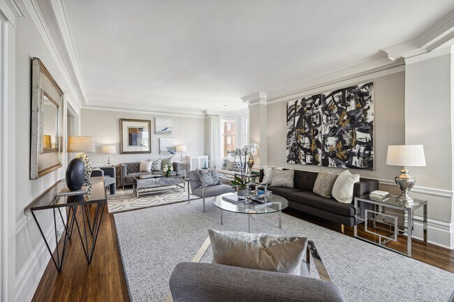 Building Photo - 4BR/3BA STUNNING VIEWS! Russian Hill Pre-W...