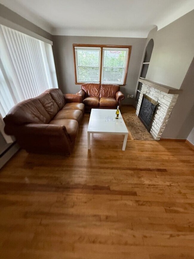 Foto del edificio - 1000 Woodlawn Ave