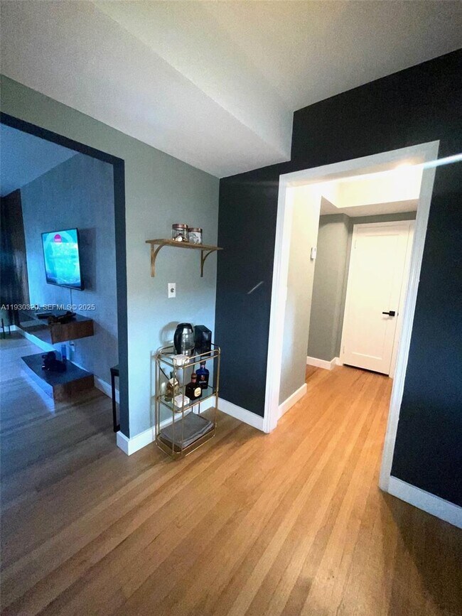 Foto del edificio - 9140 NE 8th Ave