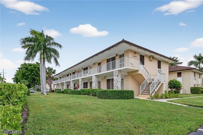 Building Photo - 167 N Collier Blvd