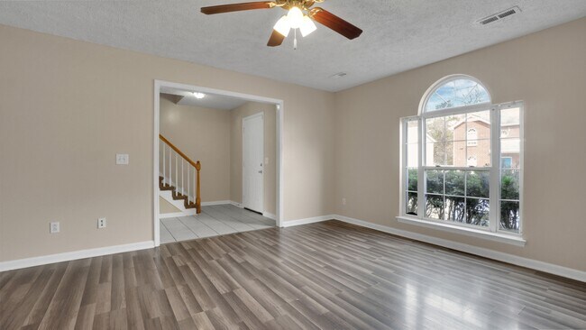 Foto del edificio - 1452 Middleborough Ct