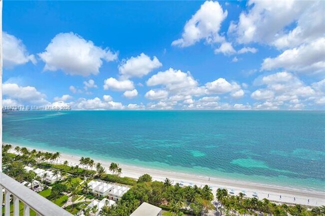 Building Photo - 881 Ocean Dr
